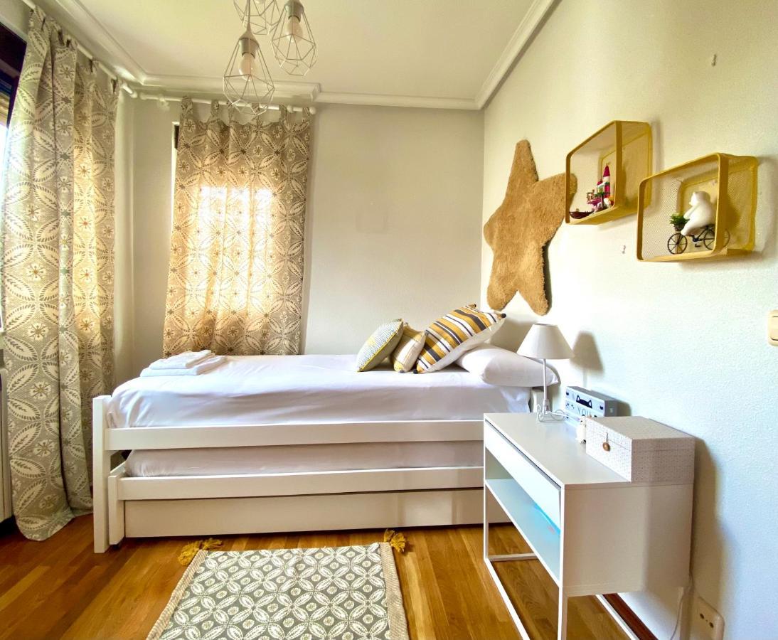 Housing Leon Casa Con Jardin Villa Kültér fotó